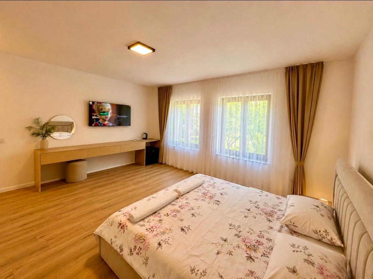 Large Double Room